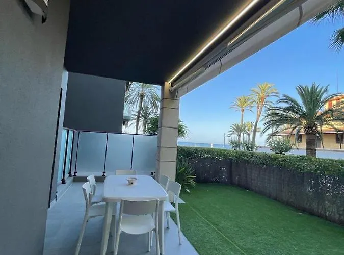 Denia, A Estrenar Con Jardin Privado, Piscina Y Vistas Al Mar Lejlighed *