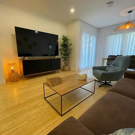 Denia, A Estrenar Con Jardin Privado, Piscina Y Vistas Al Mar 데니아